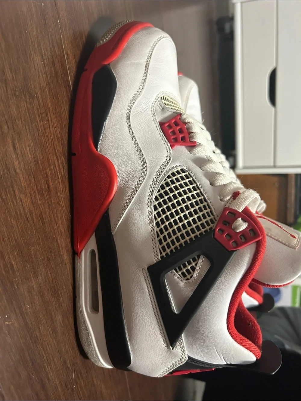 Jordan 4 Fire Red size 11 used great condition